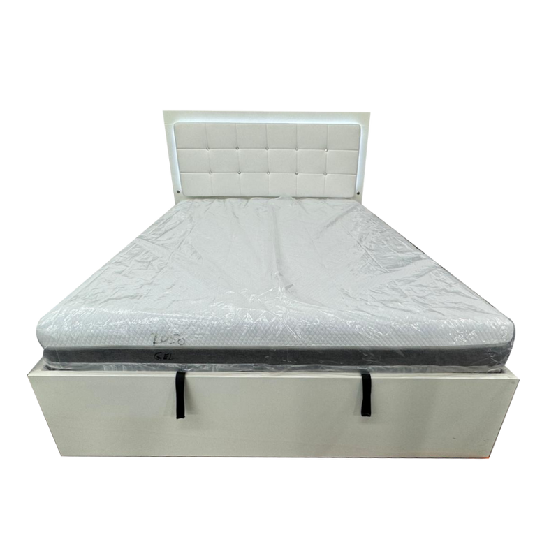 7004 - Storage Bed